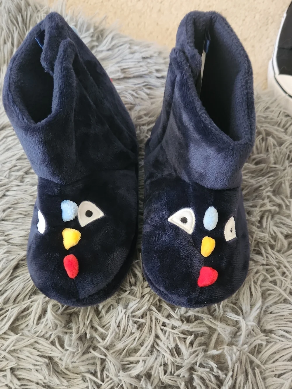 Children's Place Blue Slippers Size 10/11
